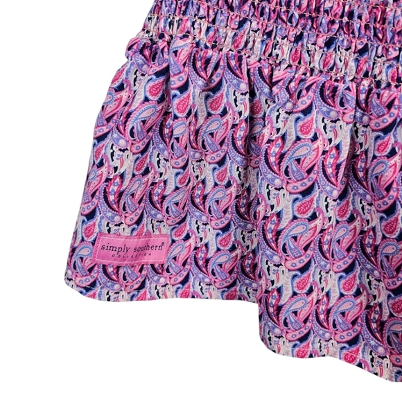 NWT Simply Southern Pink Paisley Smocked Top With Ruffle Hem Size Large Coastal - Picture 8 of 13